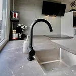 Beautiful Penthouse Near Rai And Centre *